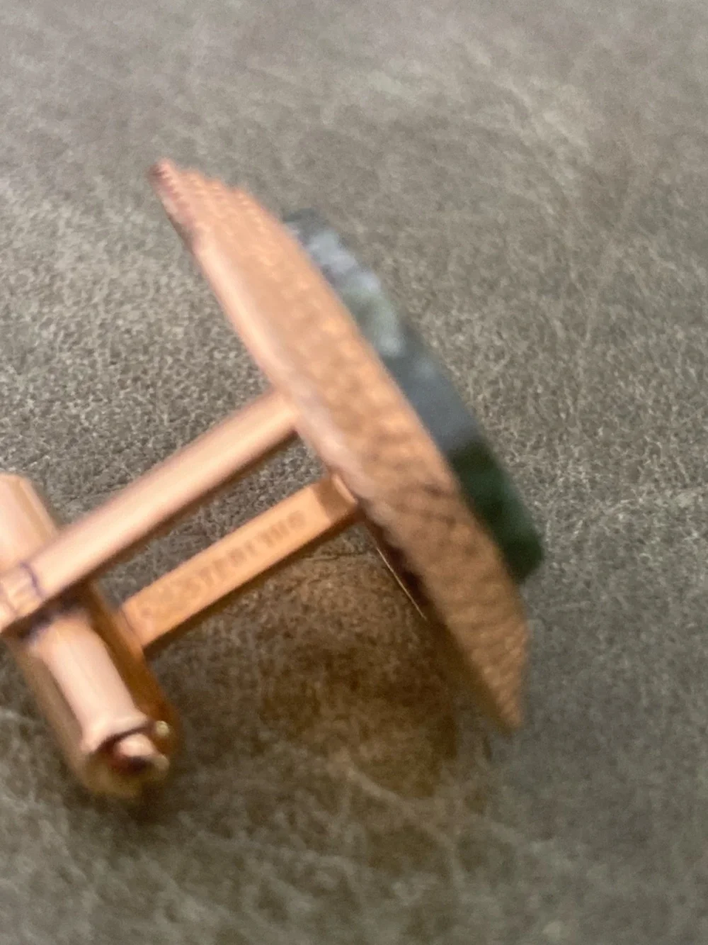 Vintage Sterling Silver Green Cabochon Cufflink – Single